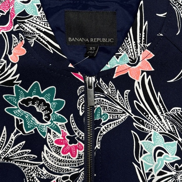 {Banana Republic} "Bird Print Drapey Bomber Jacket" Long Sleeve Full Zip Coat - Picture 3 of 5